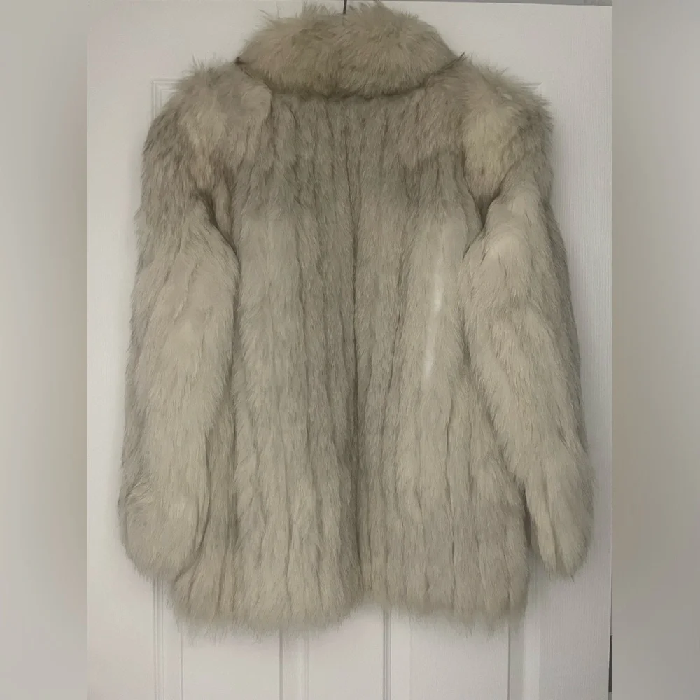 Vintage Fur Coat with Earmuffs - Picture 4 of 11